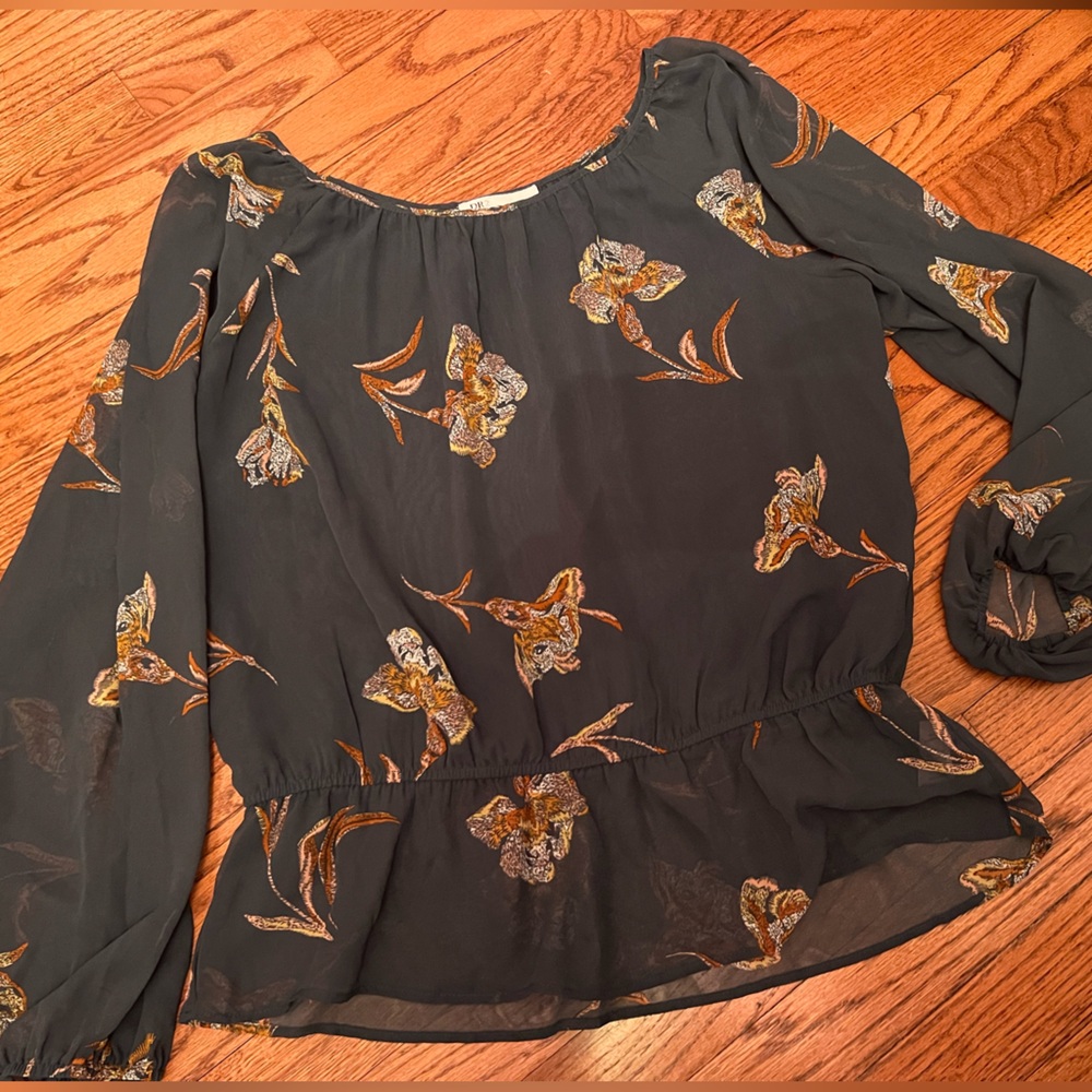 DR2 Deep Green Floral Blouse